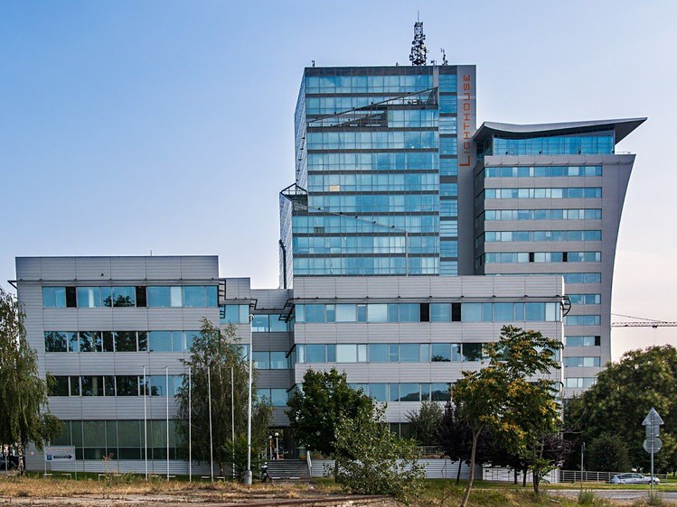 Pronájem kanceláře 477 m² - foto 1