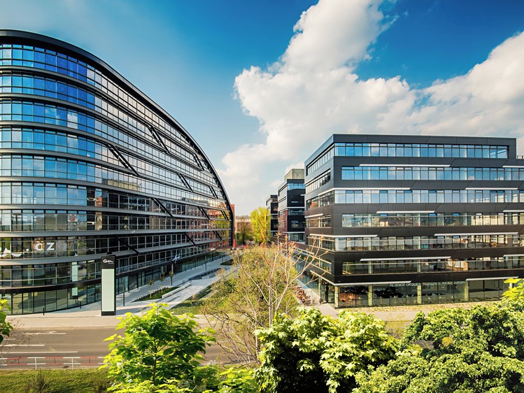 Pronájem kanceláře 1 300 m² - foto 1