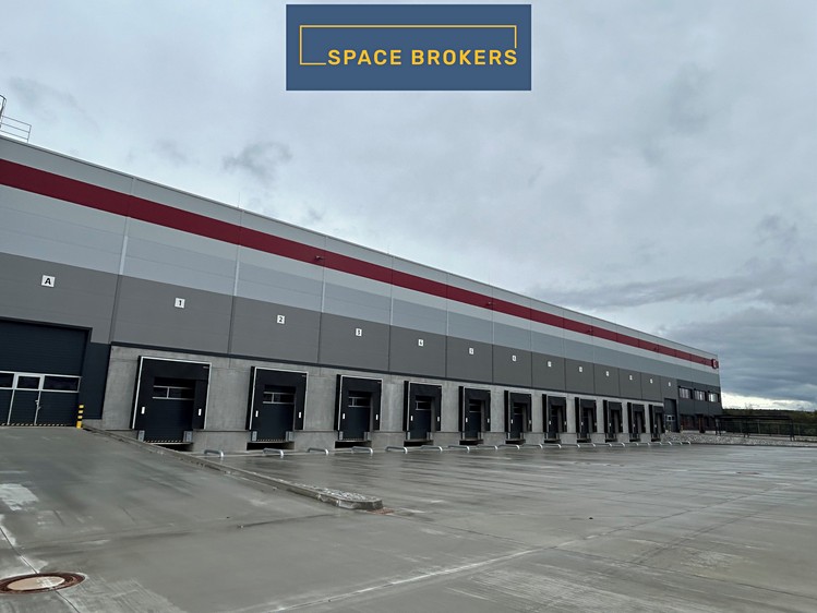 Pronájem skladového prostoru 8 426 m² - foto 2