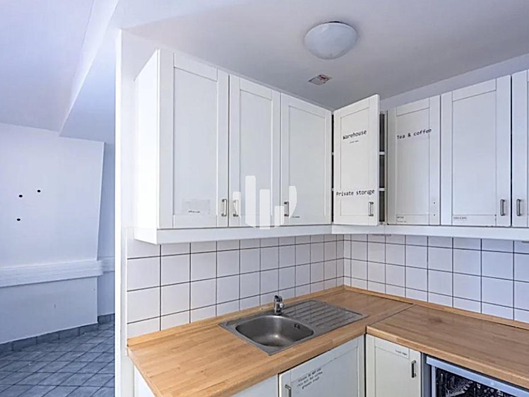Pronájem kanceláře 293 m² - foto 5