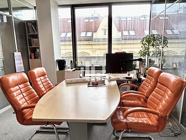 Pronájem kanceláře 615 m² - foto 4