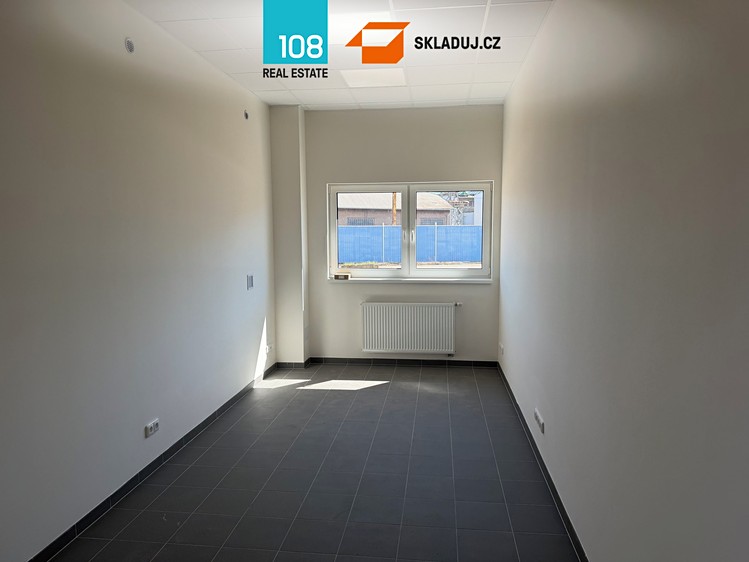Pronájem skladového prostoru 1 026 m² - foto 7
