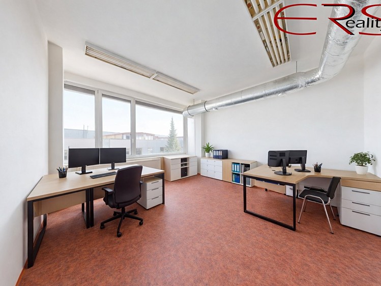 Pronájem kanceláře 73 m² - foto 4