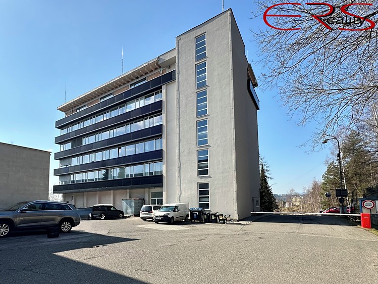 Pronájem kanceláře 73 m² - foto 1