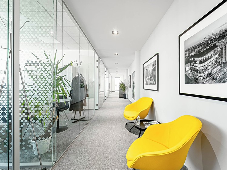Pronájem kanceláře 500 m² - foto 2