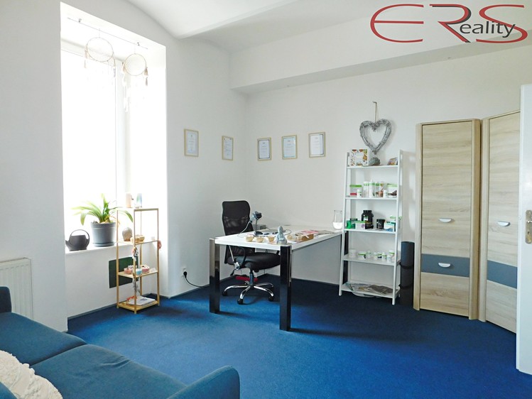 Pronájem kanceláře 91 m² - foto 2