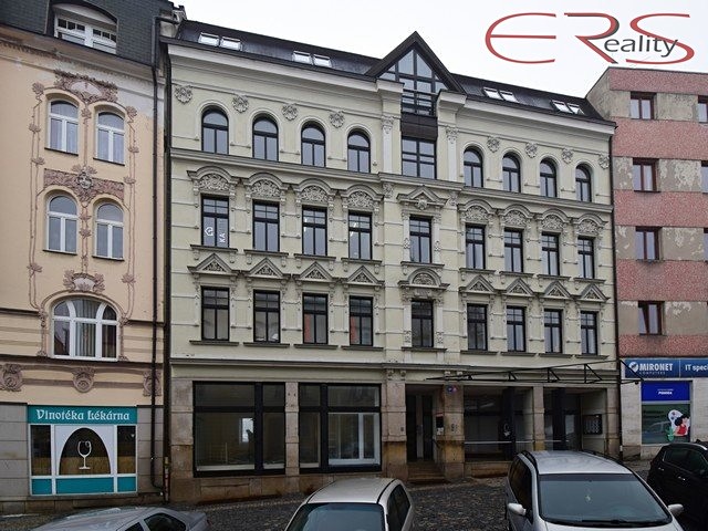 Pronájem kanceláře 91 m² - foto 1