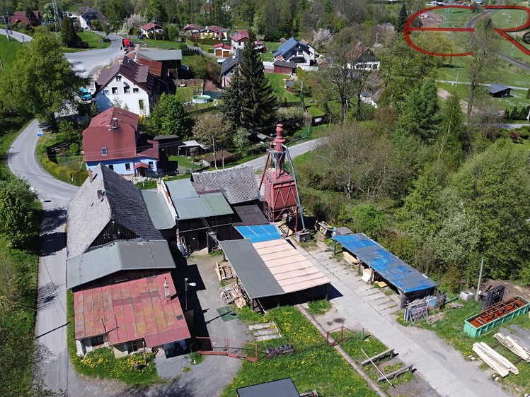 Pronájem výrobní haly, prostoru 980 m² - foto 1
