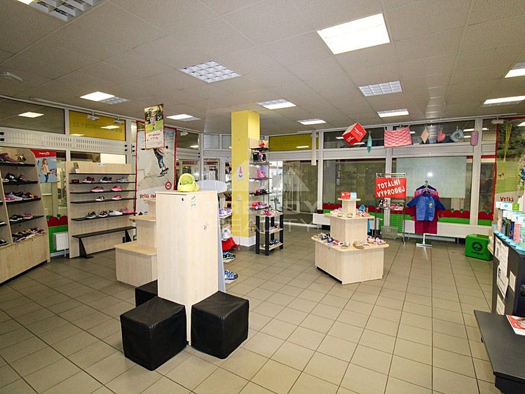 Pronájem obchodního prostoru 98 m² - foto 1