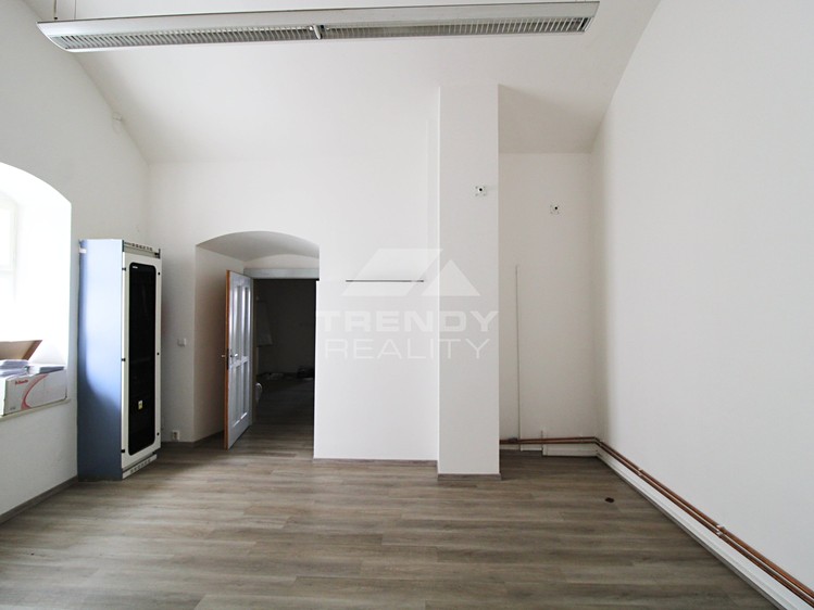 Pronájem obchodního prostoru 121 m² - foto 5