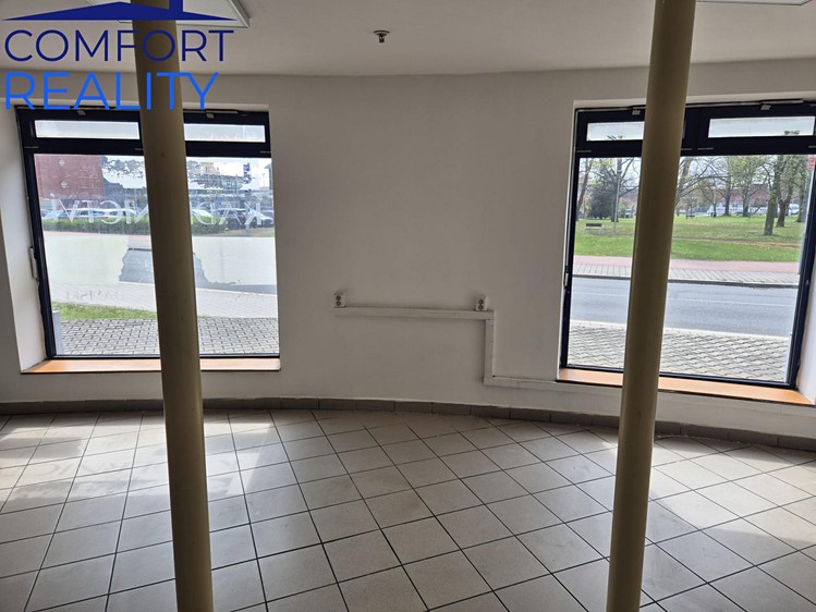 Pronájem obchodního prostoru 51 m² - foto 4