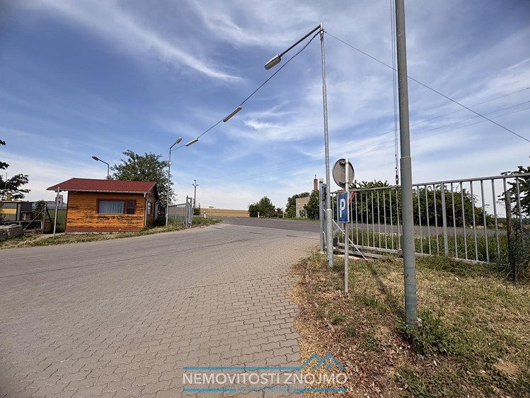 Pronájem kanceláře 21 m² - foto 8