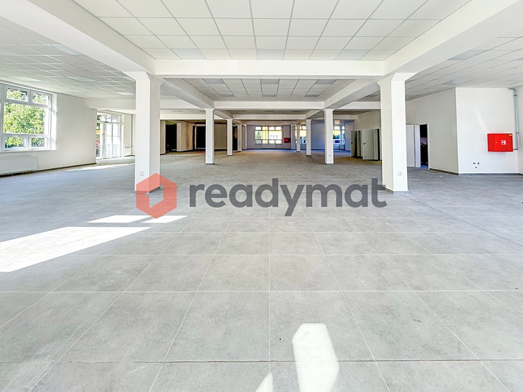 Pronájem obchodního prostoru 588 m² - foto 2
