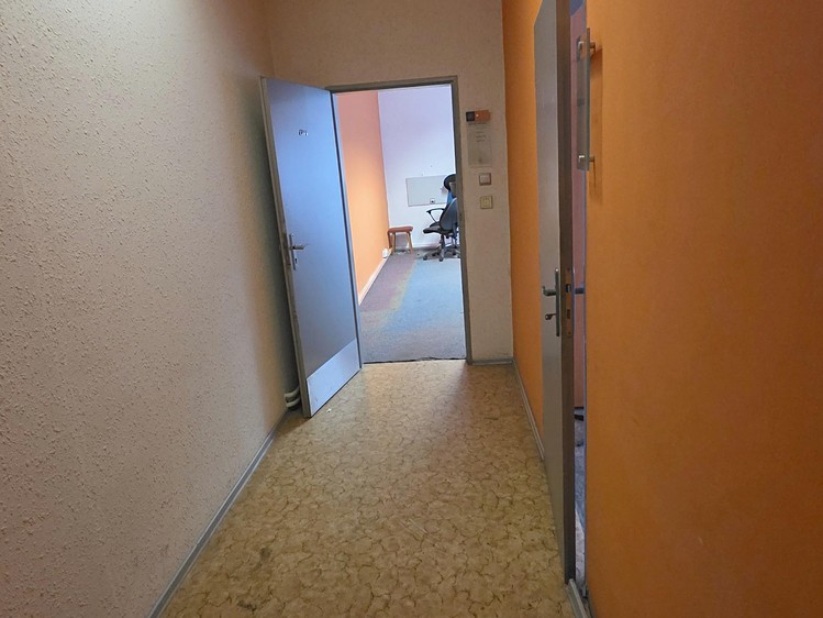 Pronájem výrobní haly, prostoru 132 m² - foto 4