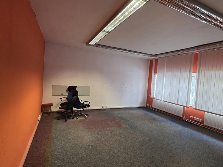 Pronájem výrobní haly, prostoru 132 m² - foto 3