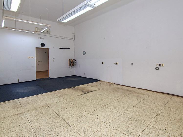 Pronájem obchodního prostoru 104 m² - foto 7