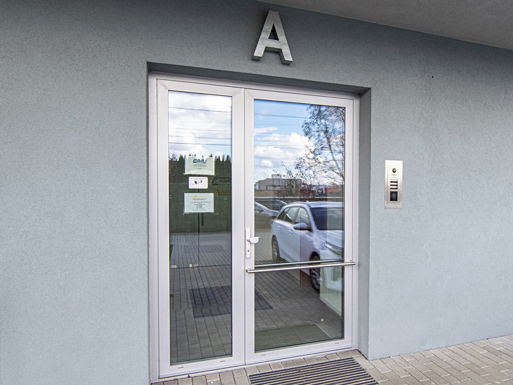 Pronájem kanceláře 112 m² - foto 4