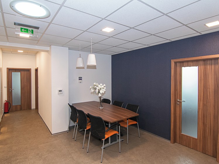 Pronájem kanceláře 112 m² - foto 8