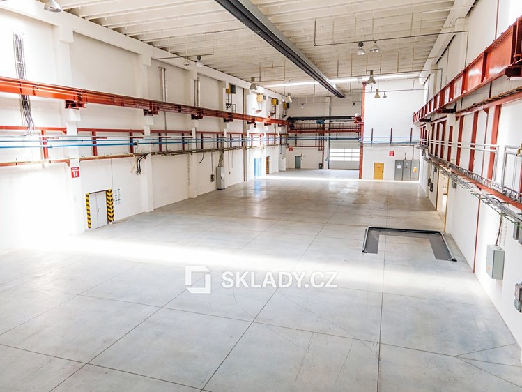 Pronájem skladového prostoru 2 500 m² - foto 3