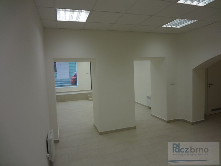 Pronájem obchodního prostoru 62 m² - foto 4