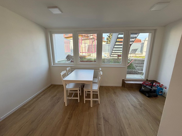 Pronájem obchodního prostoru 75 m² - foto 4