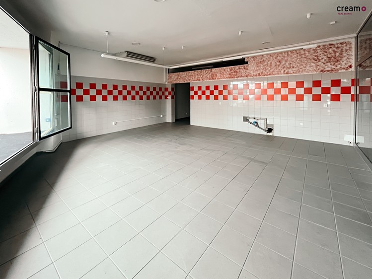 Pronájem obchodního prostoru 94 m² - foto 1