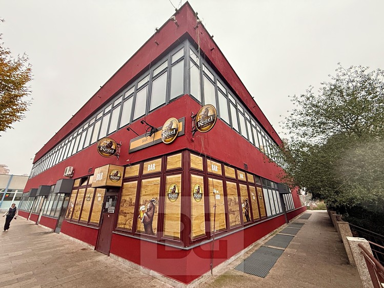 Pronájem obchodního prostoru 150 m² - foto 4