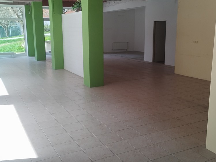 Pronájem obchodního prostoru 156 m² - foto 1