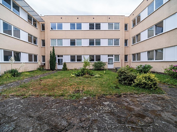 Pronájem kanceláře 250 m² - foto 4