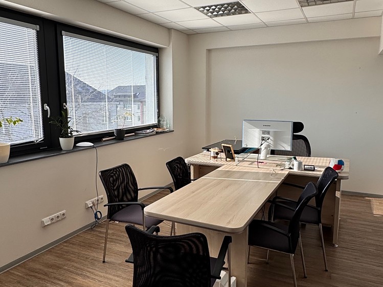 Pronájem kanceláře 575 m² - foto 8