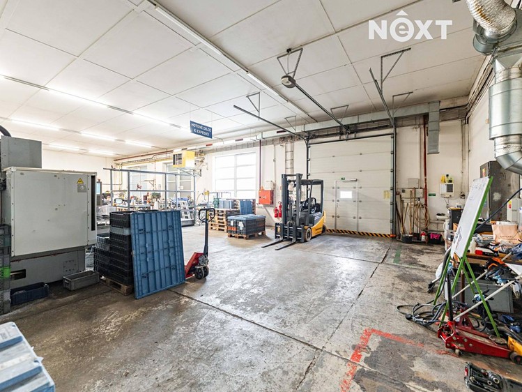Pronájem výrobní haly, prostoru 563 m² - foto 2