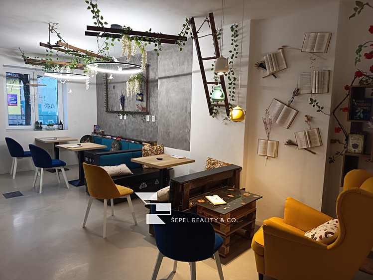 Pronájem restaurace 154 m² - foto 1
