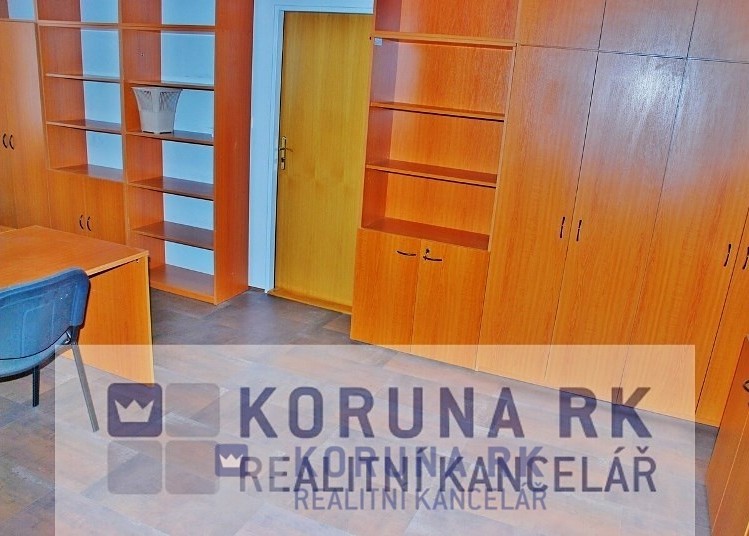 Pronájem kanceláře 45 m² - foto 4