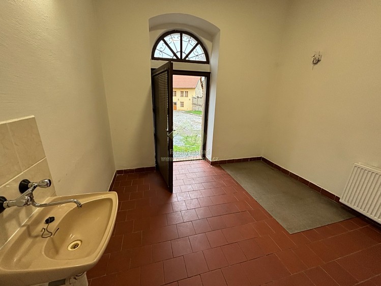 Pronájem kanceláře 12 m² - foto 2