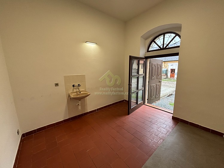 Pronájem kanceláře 12 m² - foto 1