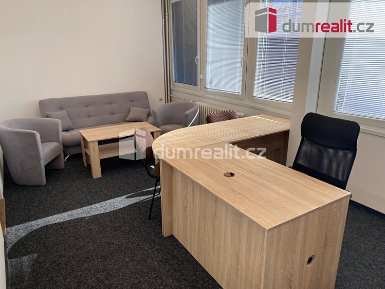 Pronájem kanceláře 26 m² - foto 1