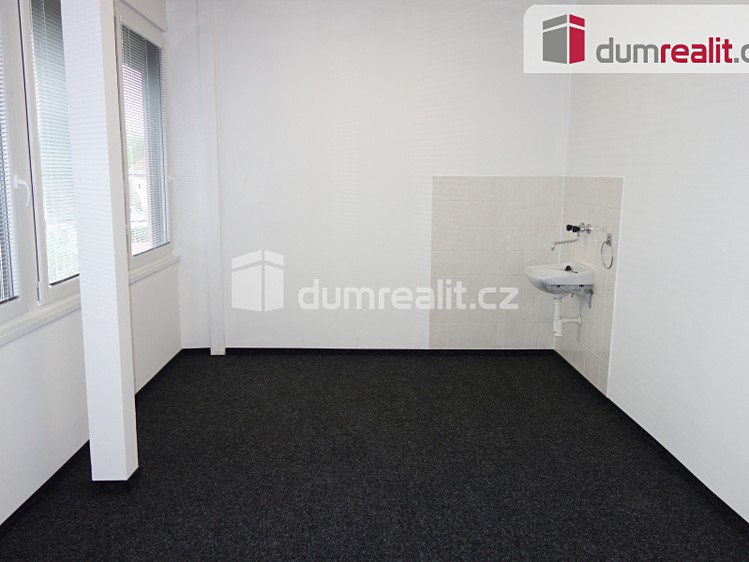 Pronájem kanceláře 26 m² - foto 4