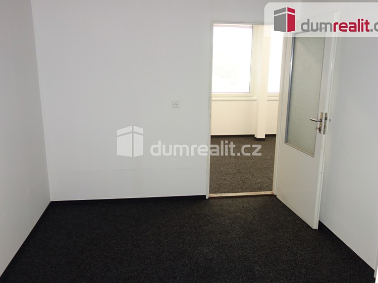 Pronájem kanceláře 26 m² - foto 8