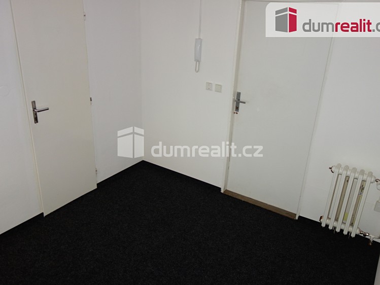 Pronájem kanceláře 26 m² - foto 7