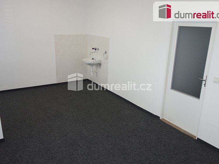 Pronájem kanceláře 26 m² - foto 5