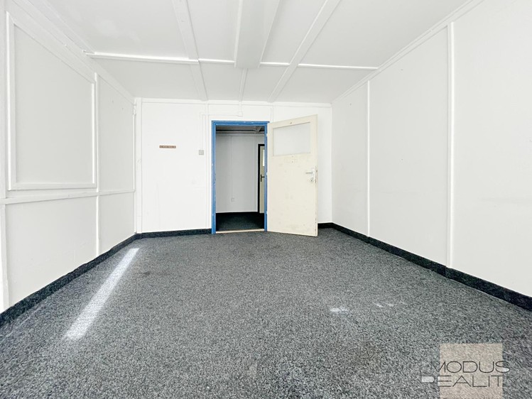 Pronájem kanceláře 17 m² - foto 4