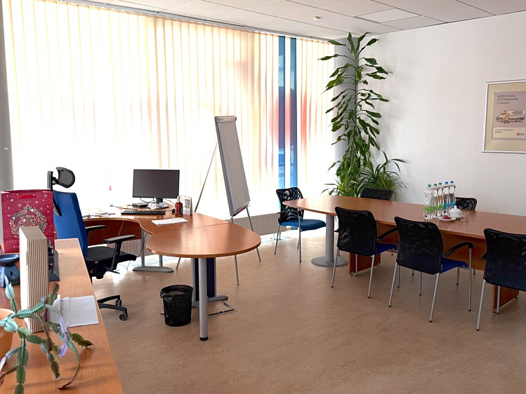 Pronájem kanceláře 273 m² - foto 8