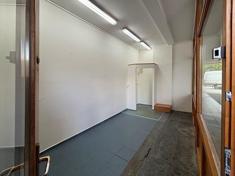 Pronájem obchodního prostoru 14 m² - foto 4