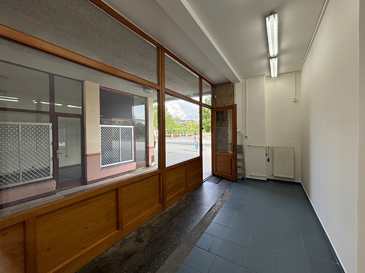 Pronájem obchodního prostoru 14 m² - foto 3