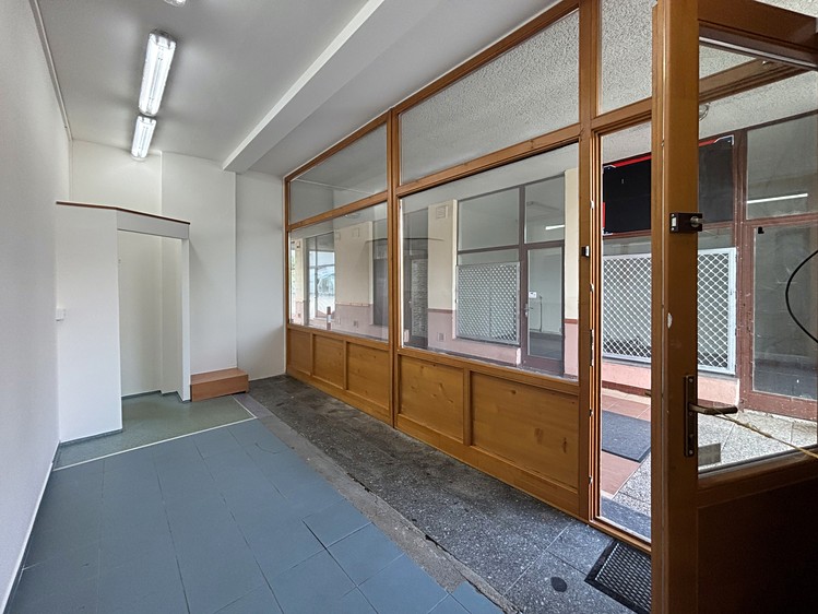 Pronájem obchodního prostoru 14 m² - foto 6