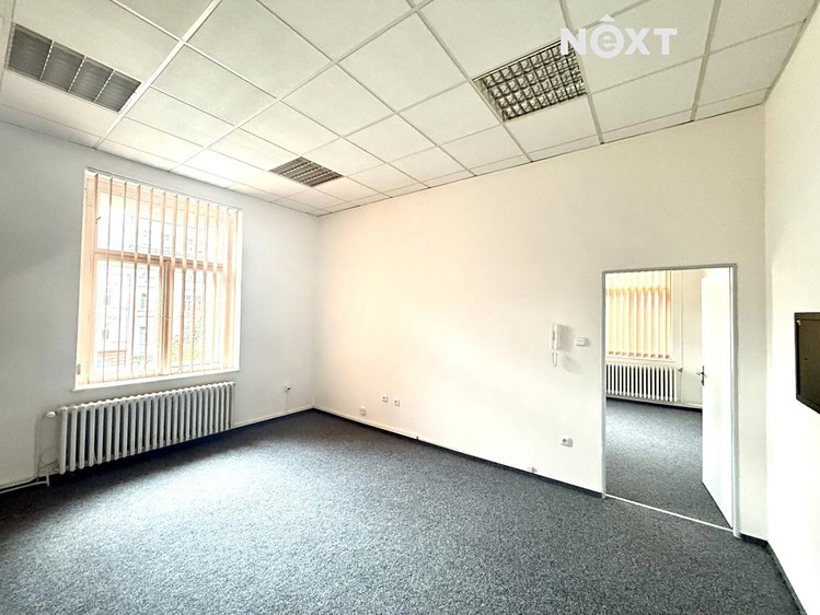 Pronájem kanceláře 36 m² - foto 6