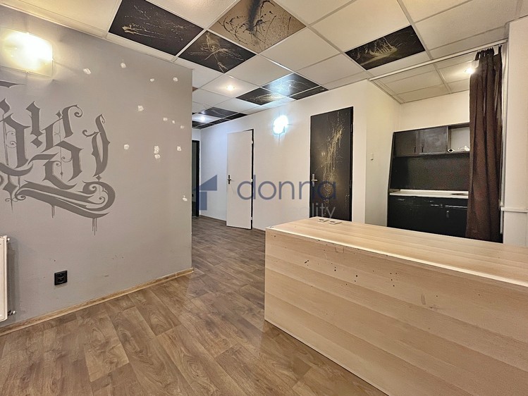Pronájem kanceláře 139 m² - foto 8