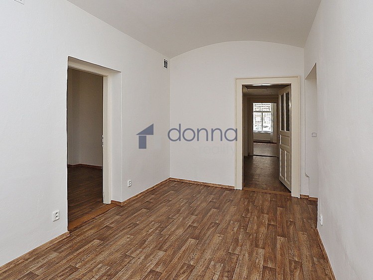 Pronájem obchodního prostoru 86 m² - foto 5