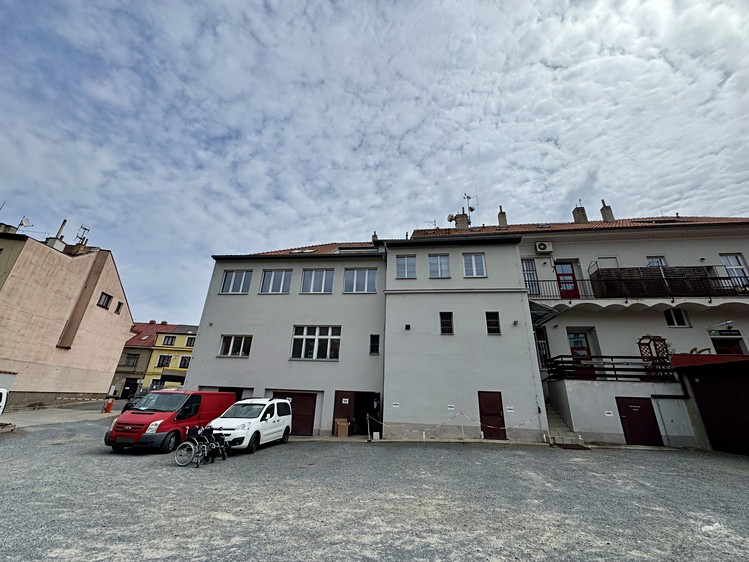 Pronájem kanceláře 183 m² - foto 6