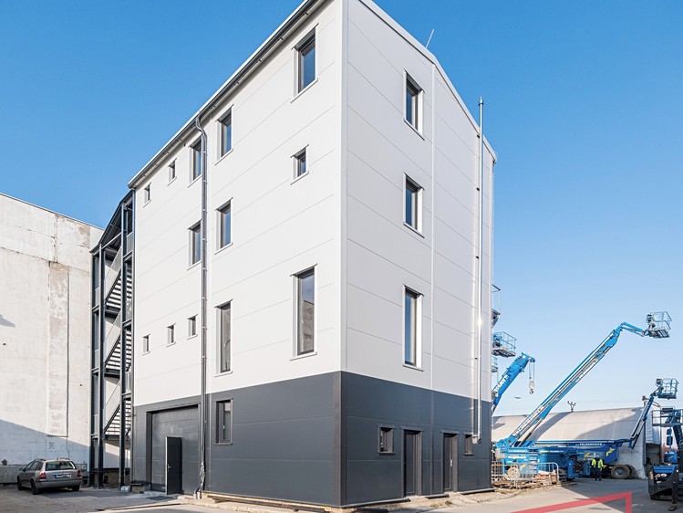 Pronájem skladového prostoru 85 m² - foto 6